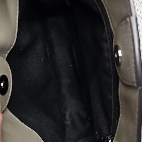 Rebecca minkoff Jody pebbled leather crossbody bag in grey - Picture 5 of 10